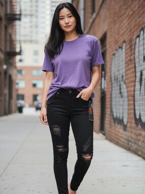 NWT Curvy Hi-Rise Skinny Black Ripped Jeans Size 3/26